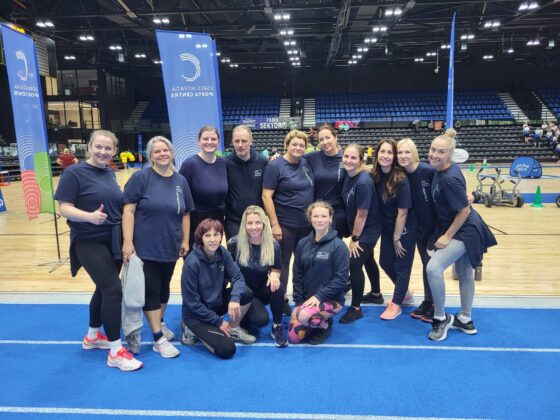 Ja gribi tikt tālu – ej kopā!