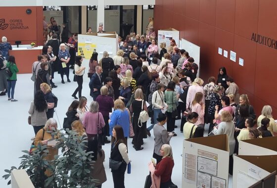 Lielvārdes pamatskolas stenda “Cieņpilnas attiecības” prezentācija Dažādības forumā